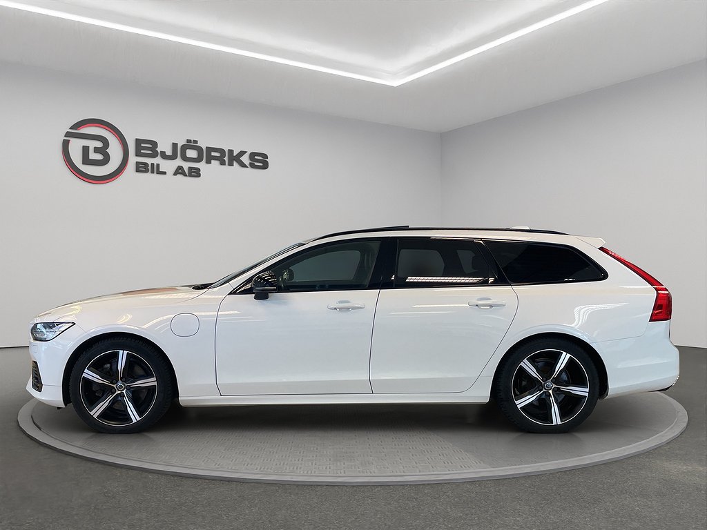 Volvo V90 Recharge T8 AWD R-Design Panorama Moms/VAT Se Spec