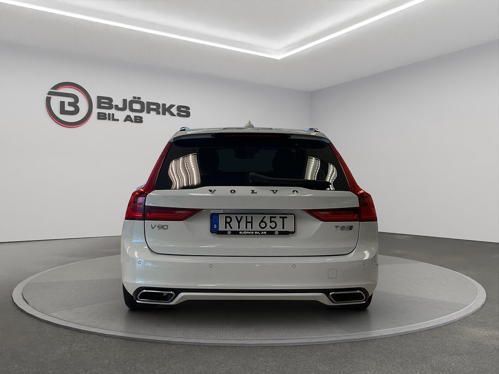 Volvo V90 Recharge T8 AWD R-Design Panorama Moms/VAT Se Spec