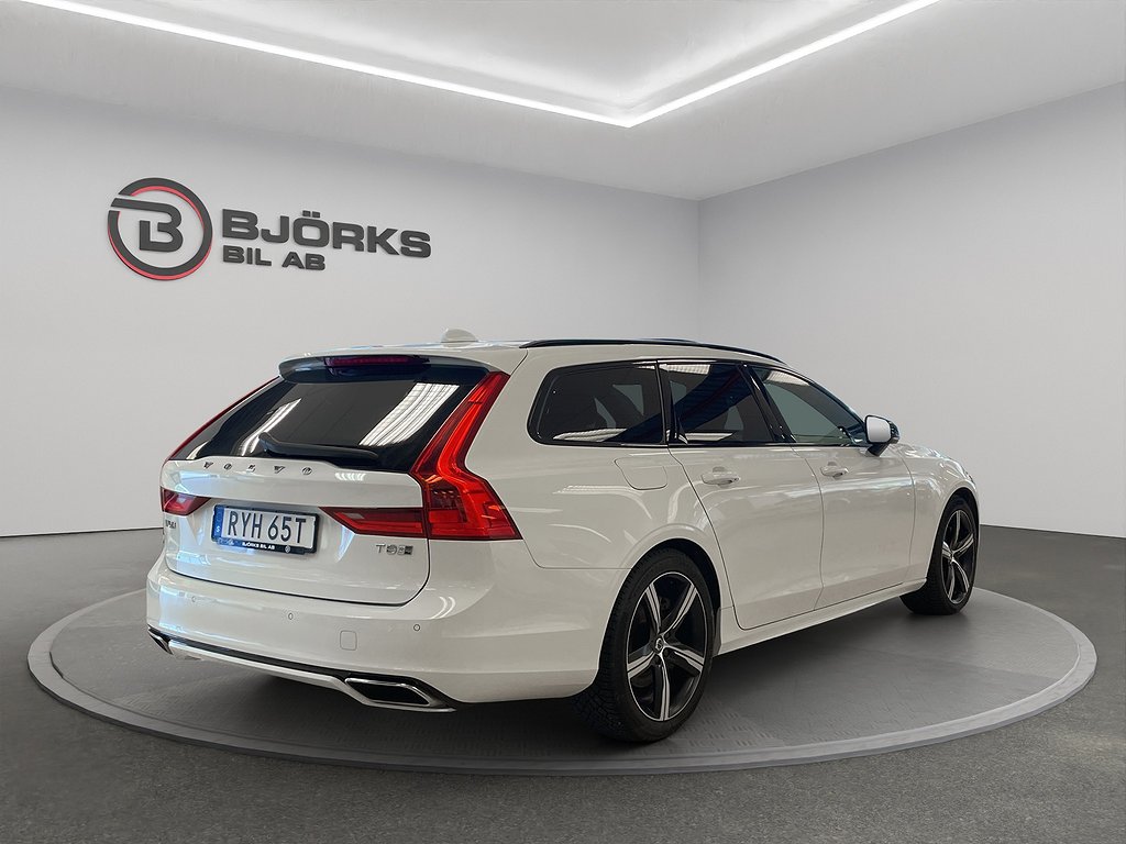 Volvo V90 Recharge T8 AWD R-Design Panorama Moms/VAT Se Spec