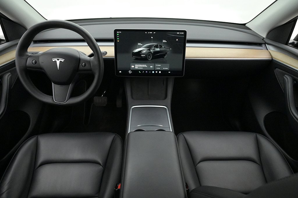 Tesla Model Y Long Range AWD Autopilot 20″ Pano Drag