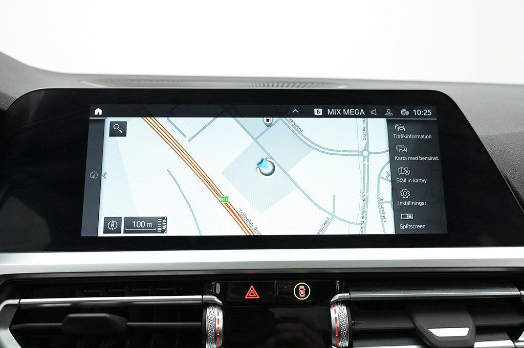 BMW 330e xDrive Touring M-Sport Pano Kamera Navi Värmare