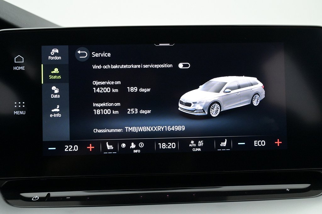Skoda Octavia Kombi iV DSG Style Drag PDC Matrix Värmare