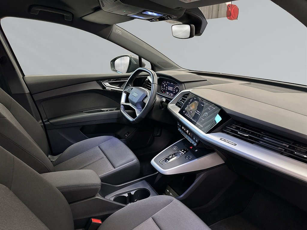 Audi Q4 e-tron 35 125kw 170HK PROLINE BACKKAMERA