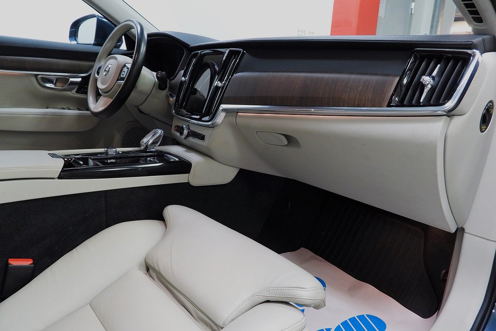 Volvo V90 Recharge T6 AWD INSCRIPTION SoV Hjul 360° kam Panorama