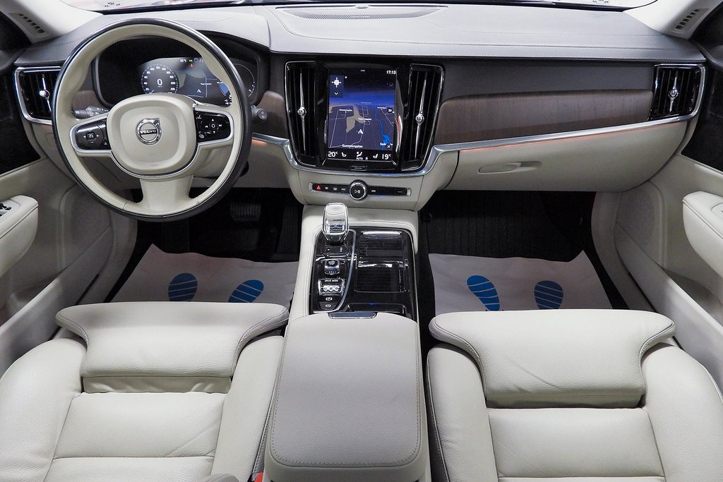 Volvo V90 Recharge T6 AWD INSCRIPTION SoV Hjul 360° kam Panorama