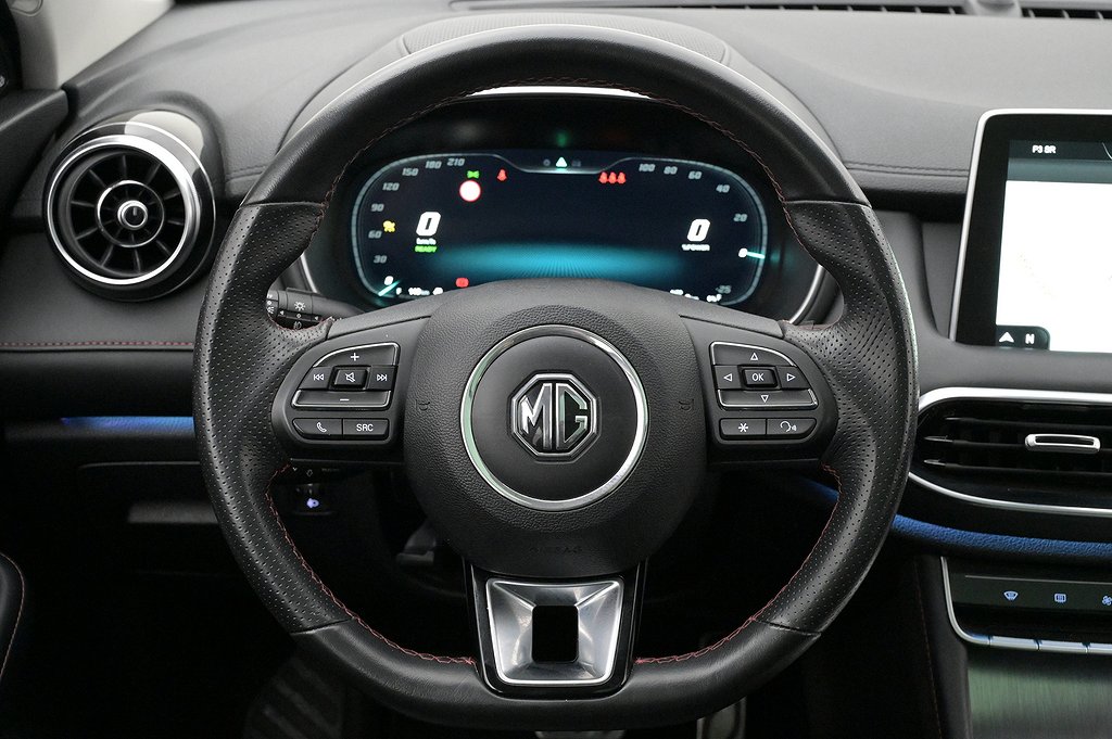 MG EHS Luxury PHEV Navi Pano Läder 360 Elstol Carplay