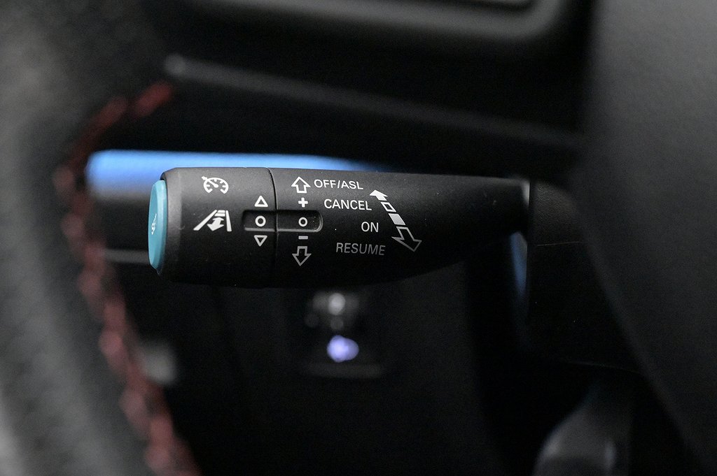 MG EHS Luxury PHEV Navi Pano Läder 360 Elstol Carplay