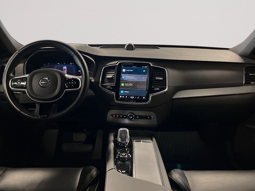Volvo XC90 7-seater/Recharge T8 AWD/Ultimate Dark/moms