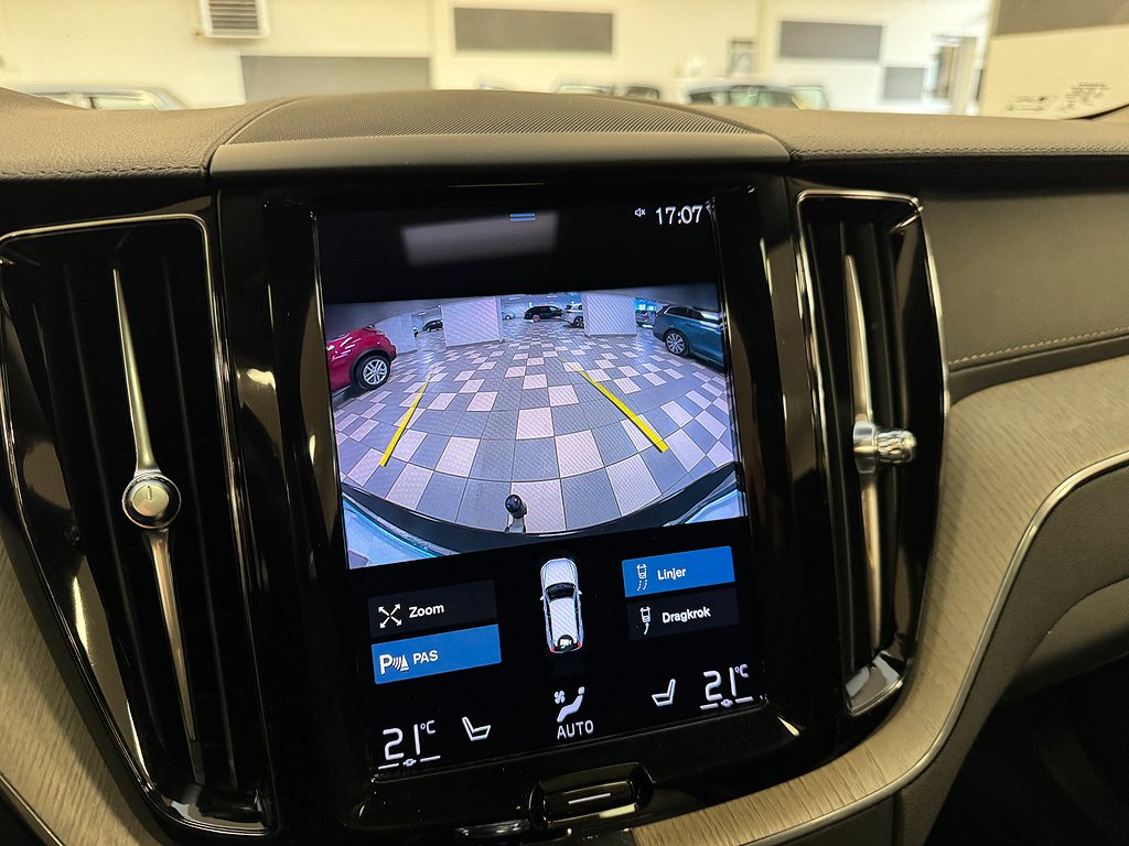 Volvo XC60 T6 AWD Helskinn Inscription Panorama CarPlay  Drag Navi