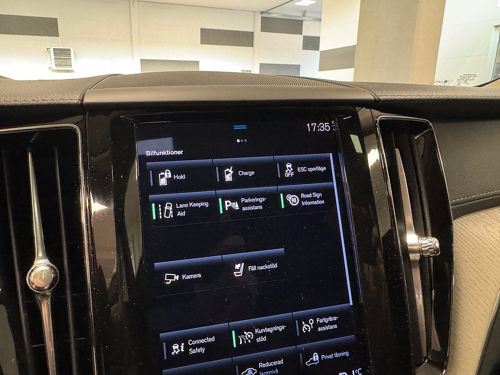 Volvo XC60 T6 AWD Helskinn Inscription Panorama CarPlay  Drag Navi