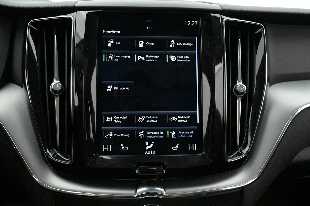 Volvo XC60 Recharge T6 AWD Momentum Adv. Pano LED Drag