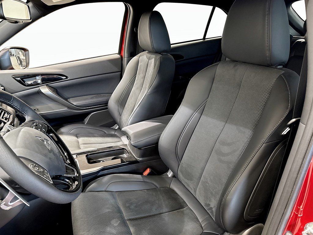 Mitsubishi Eclipse Cross PHEV Black Edition – DEMO