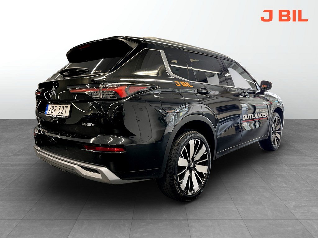 Mitsubishi Outlander Instyle Plug-In Hybrid 4WD – DEMO