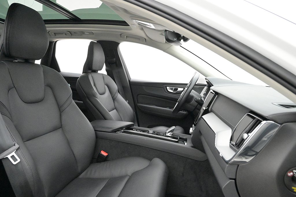 Volvo XC60 Re II T6 AWD Inscription Drag Pano Läder H/K HUD
