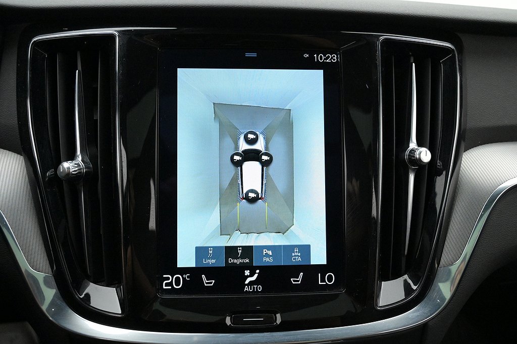 Volvo V60 Recharge T8 AWD R-Design Pano 360 HUD H/K Drag
