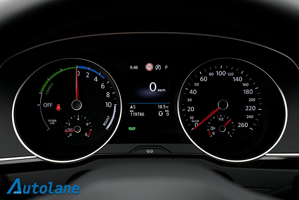 Volkswagen Passat Sportscombi GTE Adaptiv, Drag, B-kamera