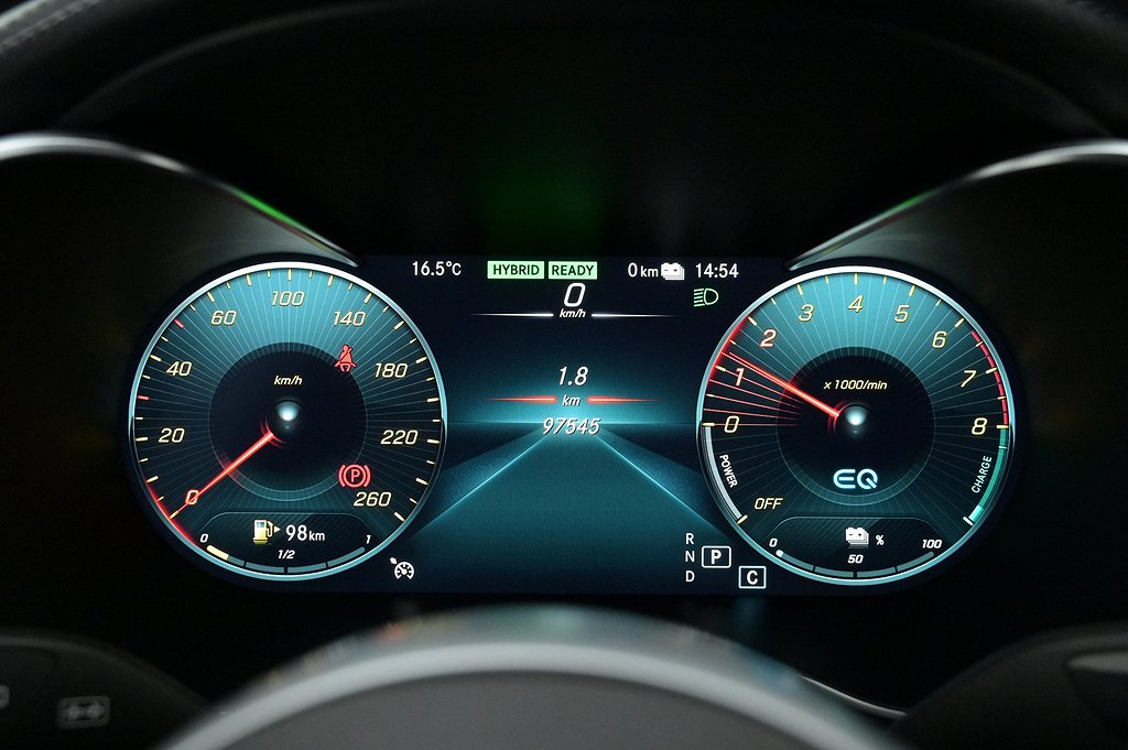 Mercedes-Benz C 300 T e AMG Night Drag Kamera Cockpit