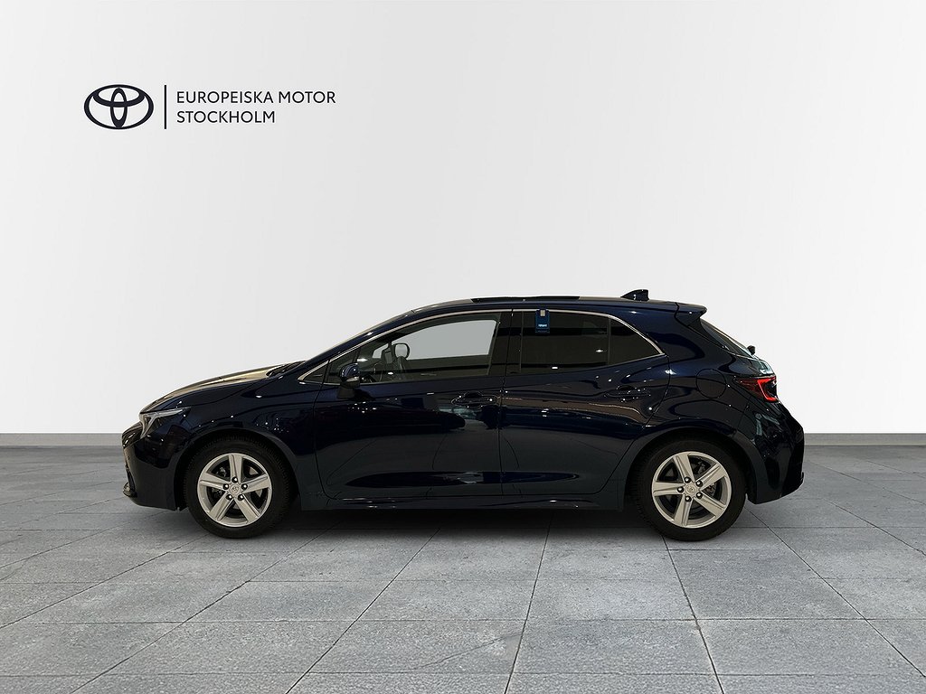 Toyota Corolla 1,8 HYBRID 5D STYLE VINTERHJUL P-SENSORER