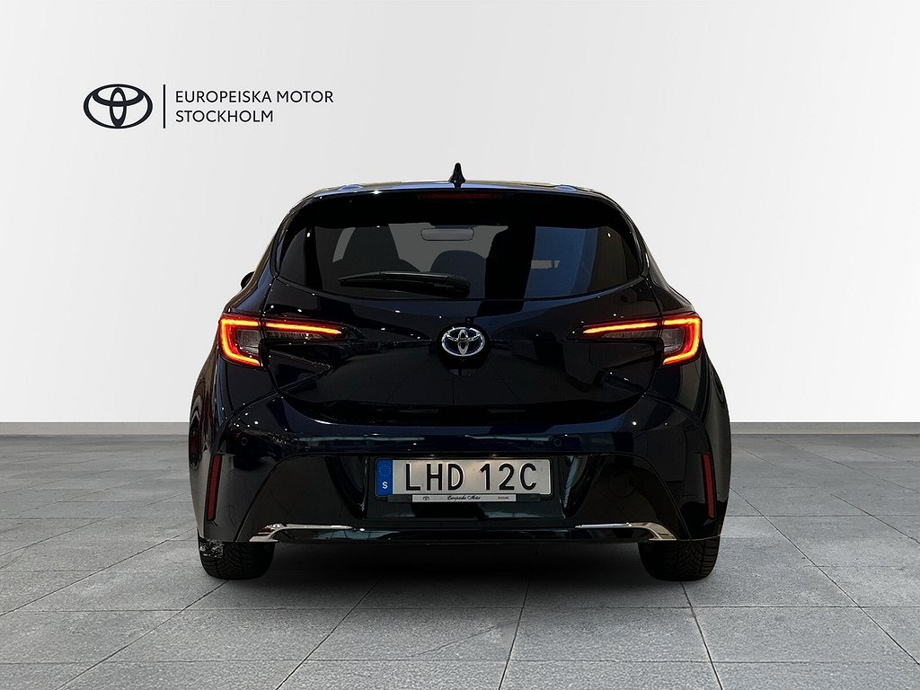 Toyota Corolla 1,8 HYBRID 5D STYLE VINTERHJUL P-SENSORER