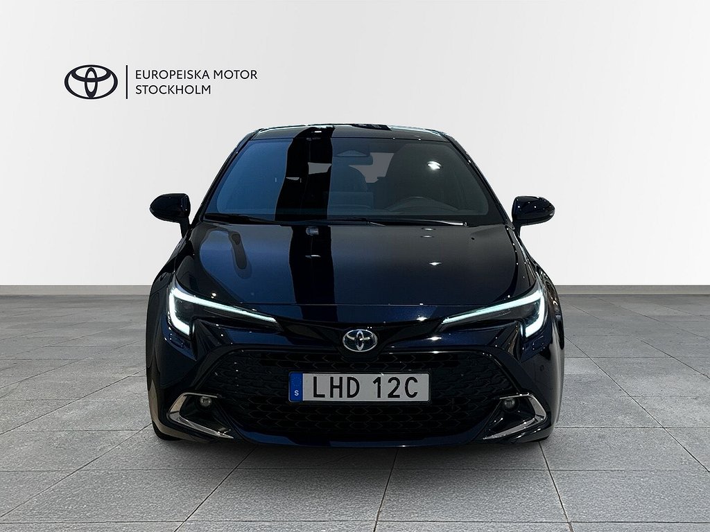 Toyota Corolla 1,8 HYBRID 5D STYLE VINTERHJUL P-SENSORER