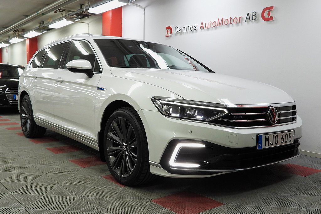 Volkswagen Passat GTE Executive Drag Panorama Cockpit Laddhybrid