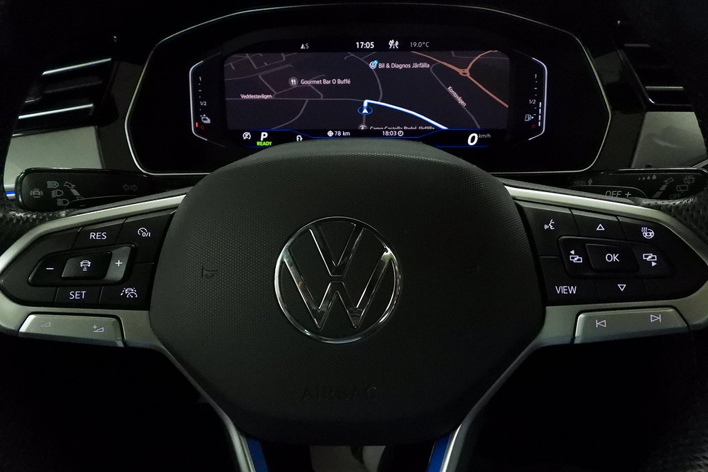 Volkswagen Passat GTE Executive Drag Panorama Cockpit Laddhybrid
