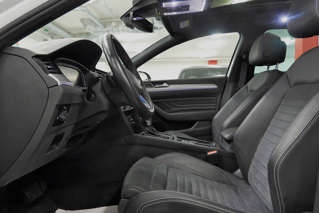 Volkswagen Passat GTE Executive Drag Panorama Cockpit Laddhybrid