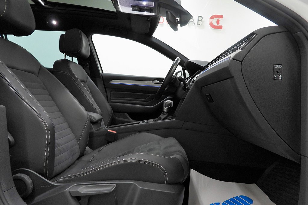 Volkswagen Passat GTE Executive Drag Panorama Cockpit Laddhybrid