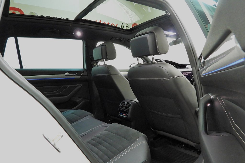 Volkswagen Passat GTE Executive Drag Panorama Cockpit Laddhybrid