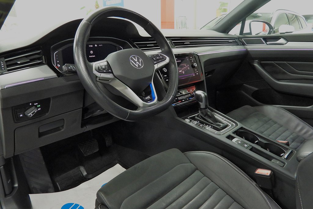 Volkswagen Passat GTE Executive Drag Panorama Cockpit Laddhybrid