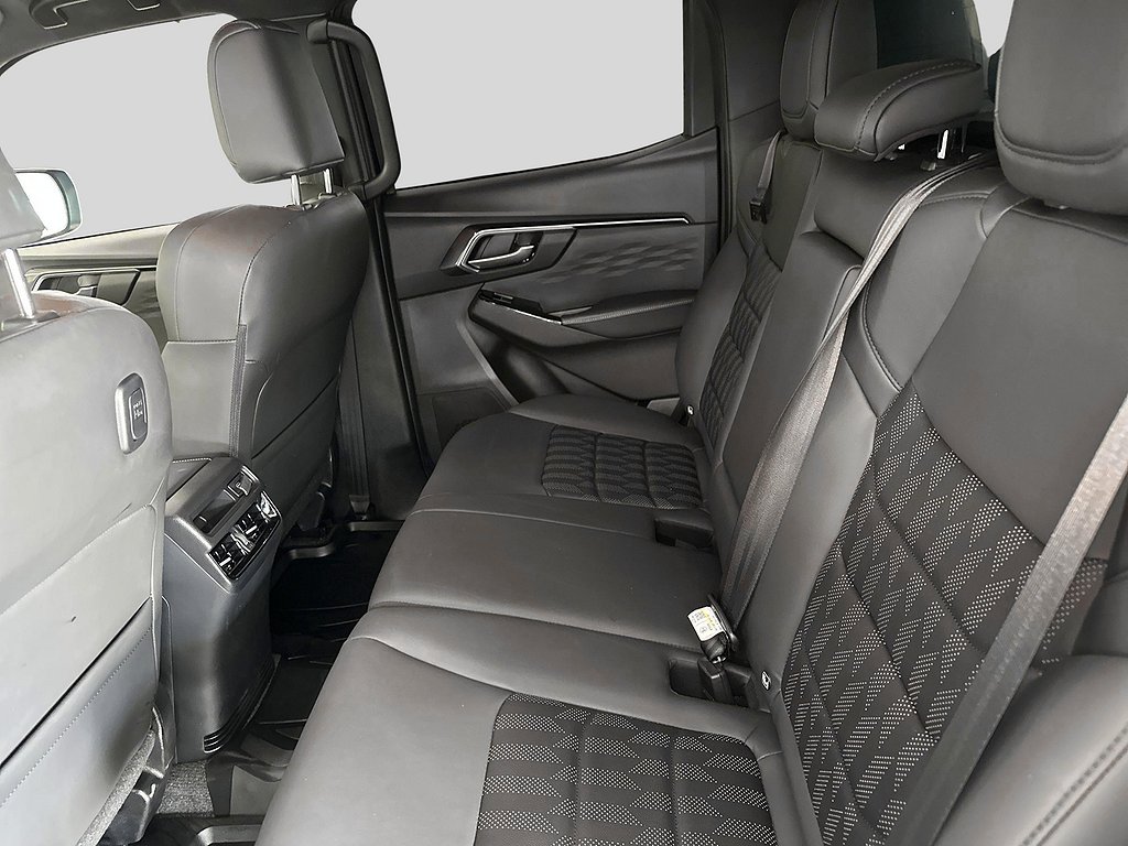 Isuzu D-Max XRX Style Kåpa/Xtraljus/Dvärm CNG Demobil