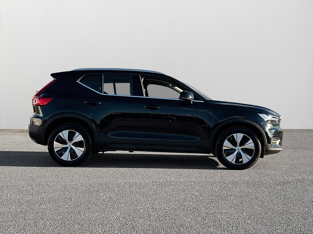 Volvo XC40 Recharge T4 DCT Momentum PHEV Navi