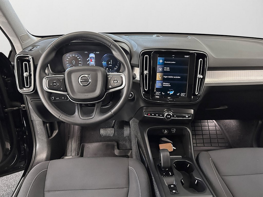 Volvo XC40 Recharge T4 DCT Momentum PHEV Navi