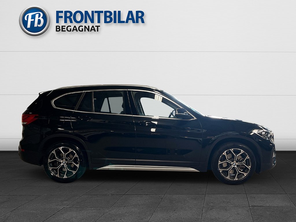 BMW X1 xDrive25e/X Line/Head up/Navi/Plug in/En ägare