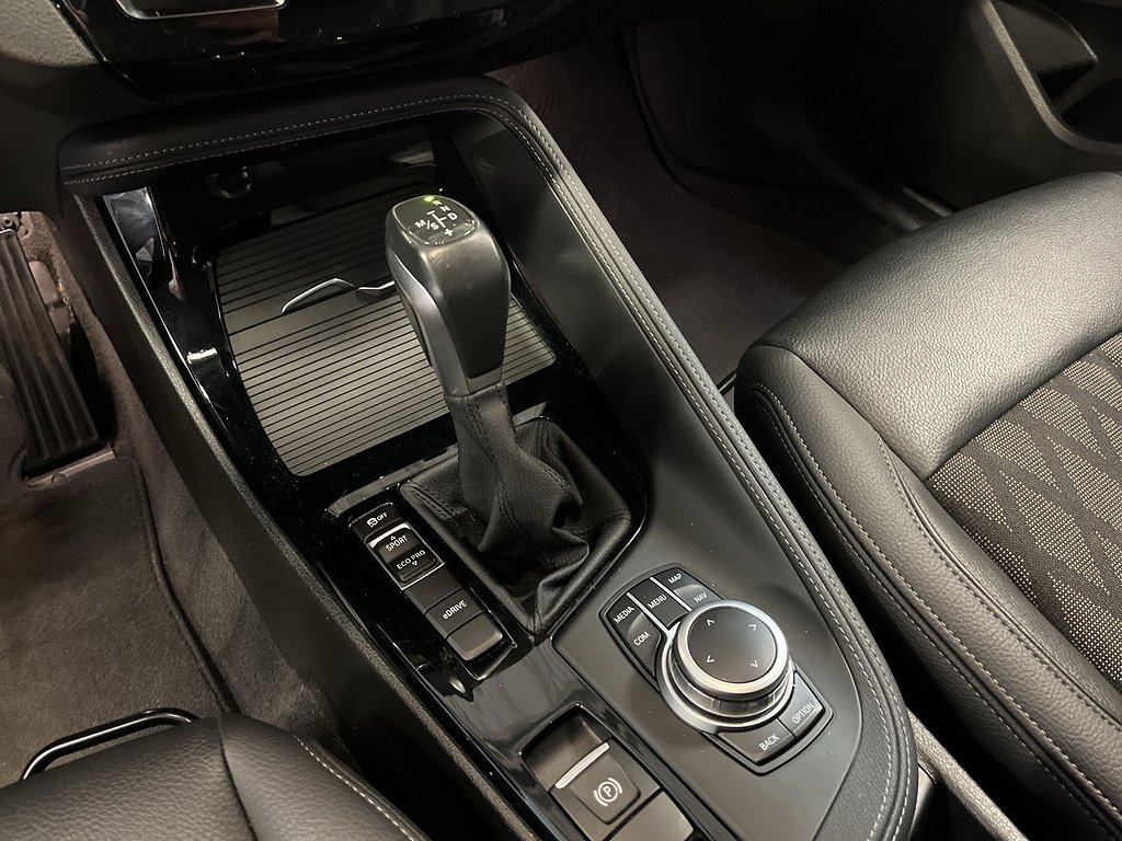 BMW X1 xDrive25e/X Line/Head up/Navi/Plug in/En ägare