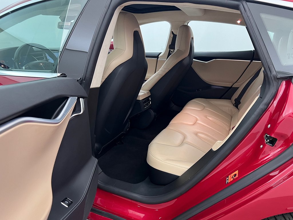 Tesla Model S 85D | Luftfjädring | Pano | Autopilot | CSS
