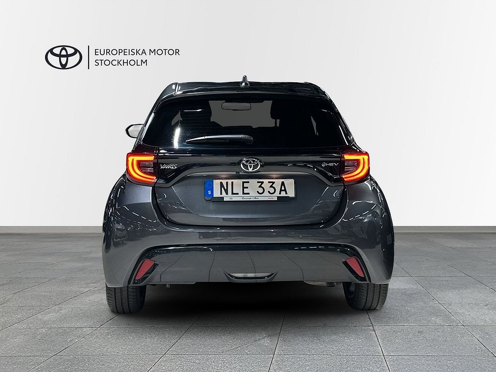 Toyota Yaris  1,5 HYBRID 130 5D STYLE VINTERHJUL