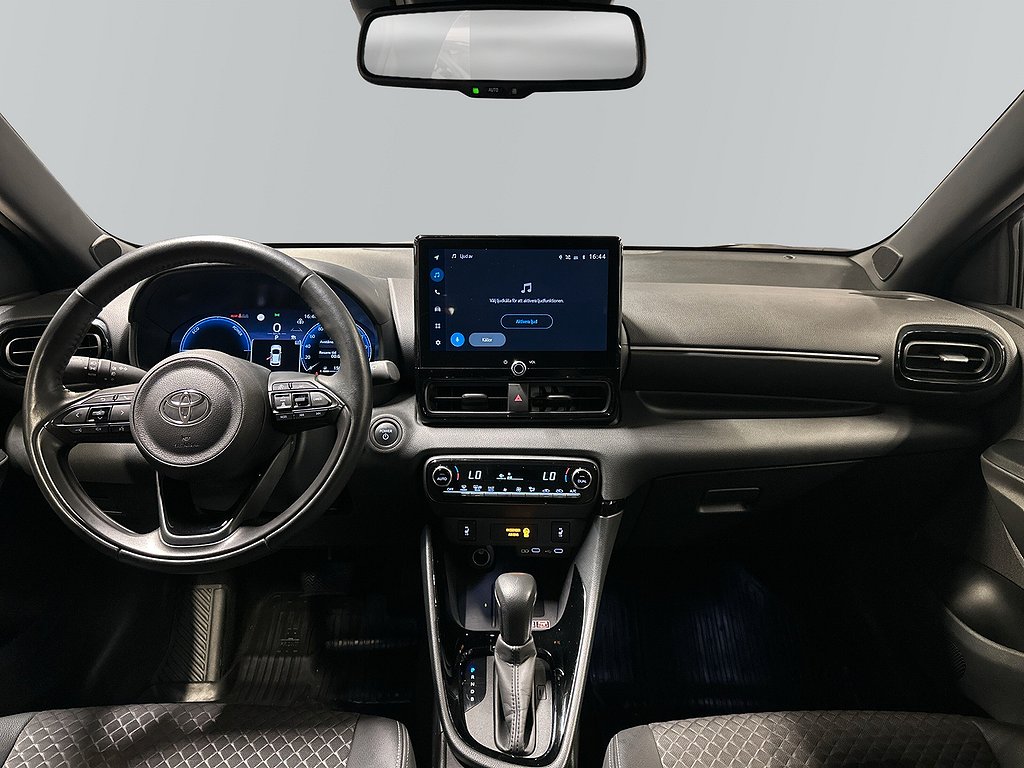Toyota Yaris  1,5 HYBRID 130 5D STYLE VINTERHJUL