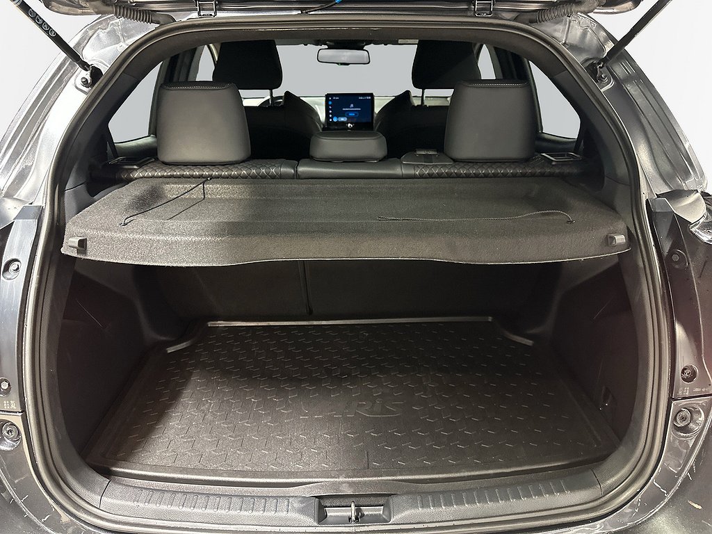 Toyota Yaris  1,5 HYBRID 130 5D STYLE VINTERHJUL