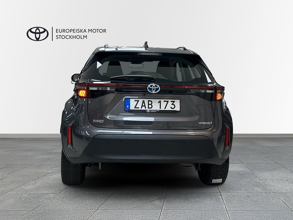 Toyota Yaris Cross 1,5 HYBRID ACTIVE VINTERHJUL P-SENSOR SPI