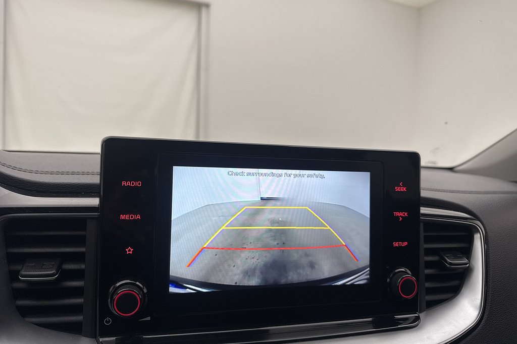 Kia Ceed SW Plug-in Hybrid M/K-Värmare CarPLay B-Kamera