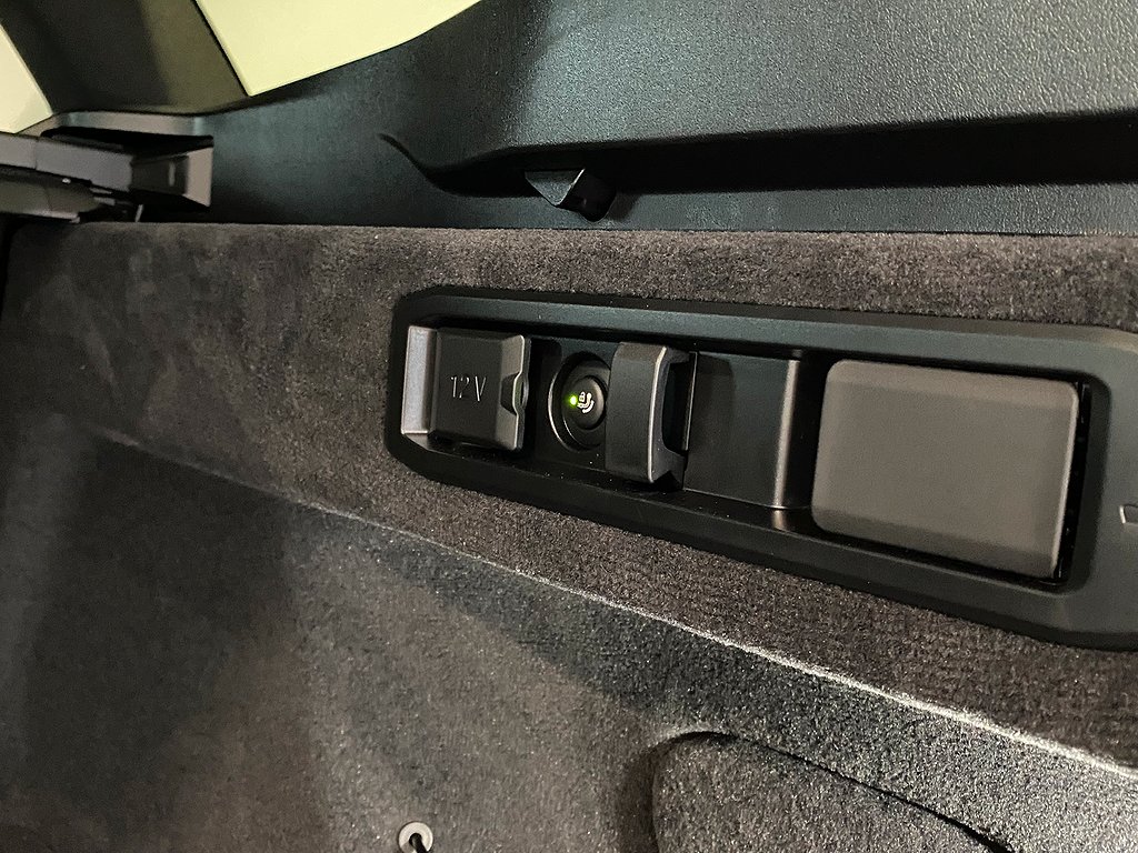 BMW 530e xDrive Touring M-Sport H/K Adaptiv Farthållare Drag