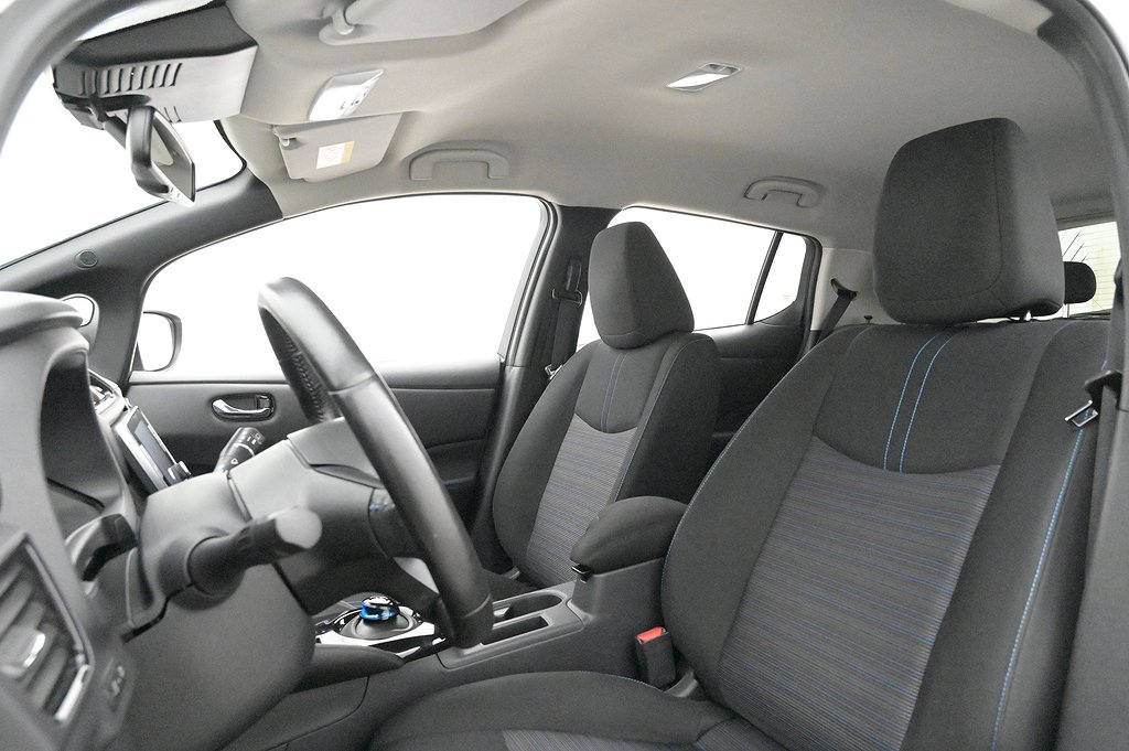 Nissan Leaf 40 kWh N-Connecta 360 Adap Farth Navi BLIS
