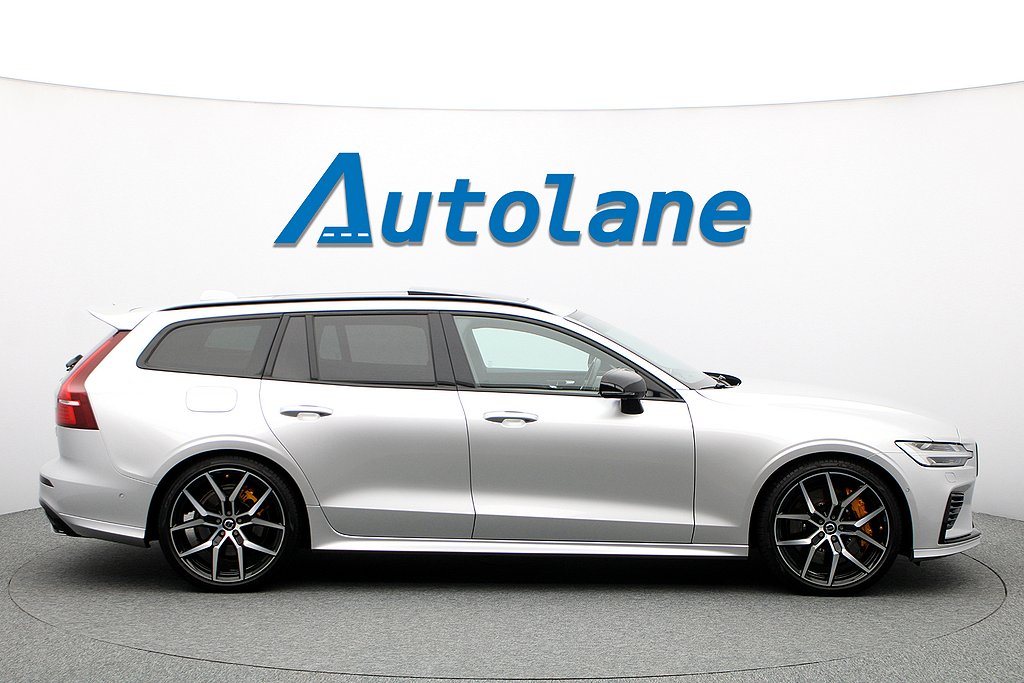 Volvo V60 T8 Polestar Engineered, Ferrita, B&W, Pano 405hk