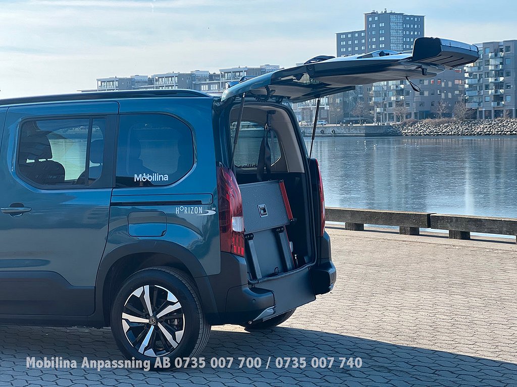 Peugeot Rifter Handikappanpassad Rullstolsbil 2025