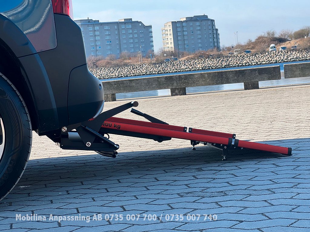 Peugeot Rifter Handikappanpassad Rullstolsbil 2025