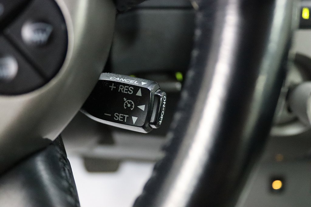 Toyota Prius 1.5 112HK KEYLESS JBL SKINN SENSOR BAK NYBES