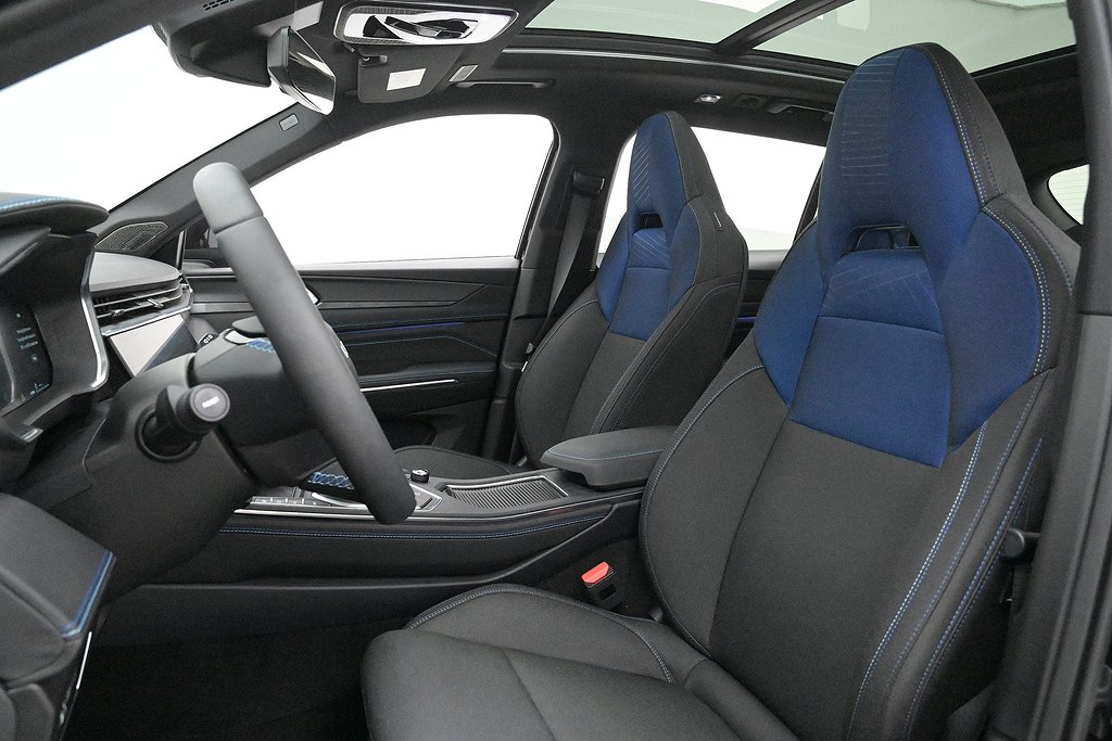 Lynk & Co 01 PHEV Pano 360 Adap Farth Infinity BLIS