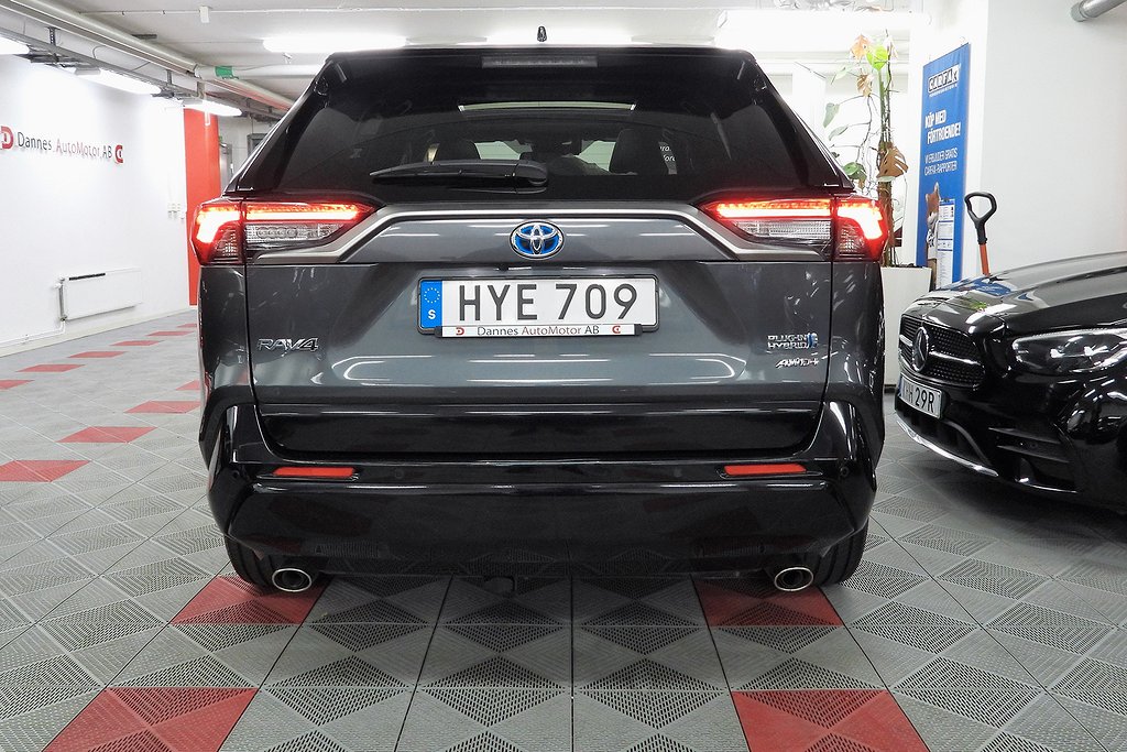 Toyota RAV4 Plug-in Hybrid E-CVT Style JBL SoV Hjul Panorama