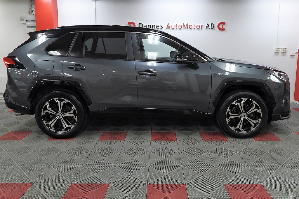 Toyota RAV4 Plug-in Hybrid E-CVT Style JBL SoV Hjul Panorama